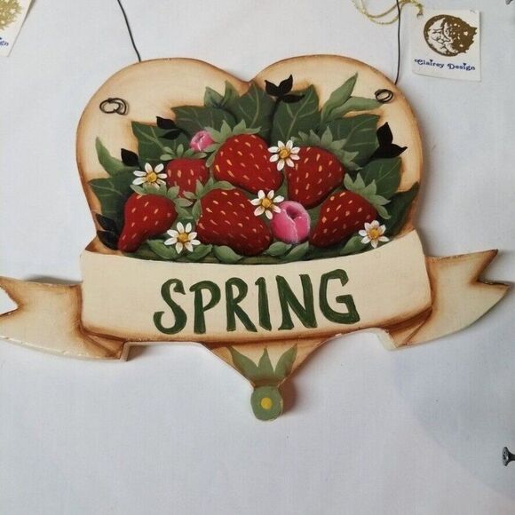 Welcome Spring Wood Wall Hanger Sign Heart Strawberries Country - Picture 2 of 6